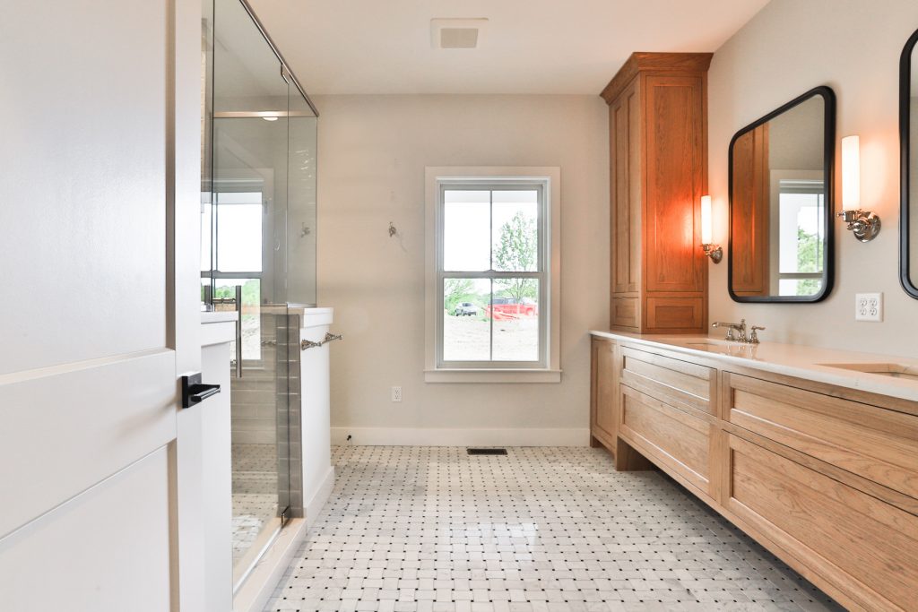 St Louis Custom Home Builder's Ensuite Bathroom Design